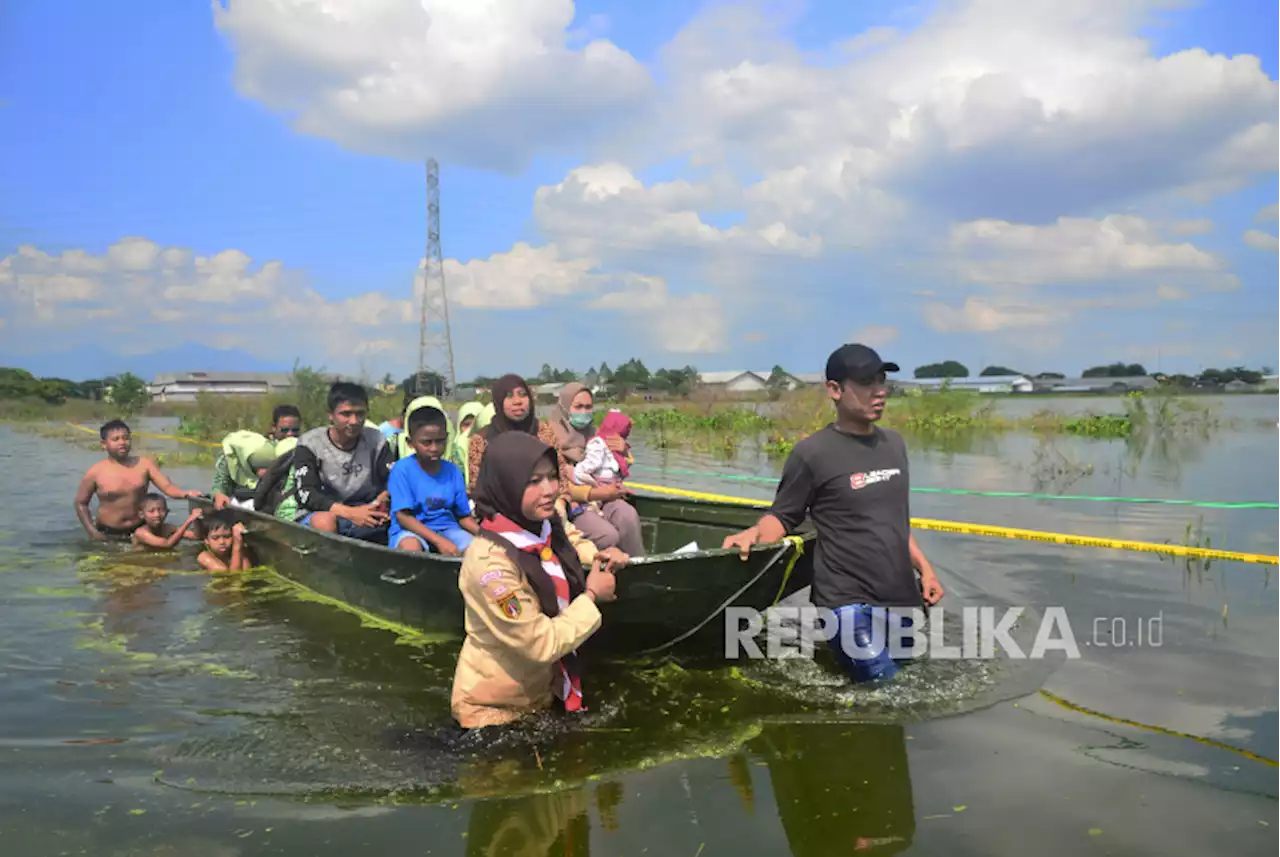 Banjir di Kudus, 541 Jiwa Masih Bertahan di Pengungsian |Republika Online