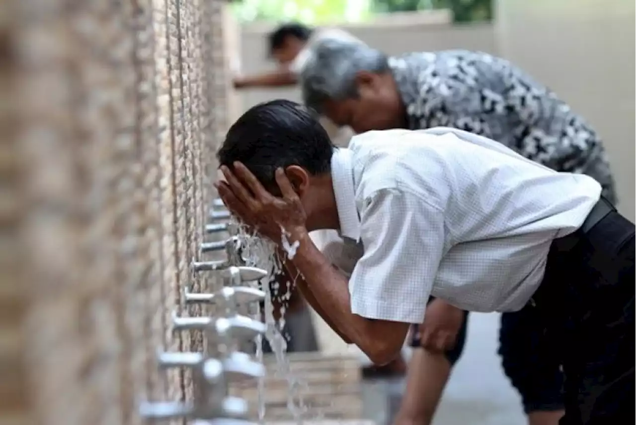 DMI Sulteng Optimalkan Rehabilitasi Tempat Wudhu-Toilet 500 Masjid  |Republika Online