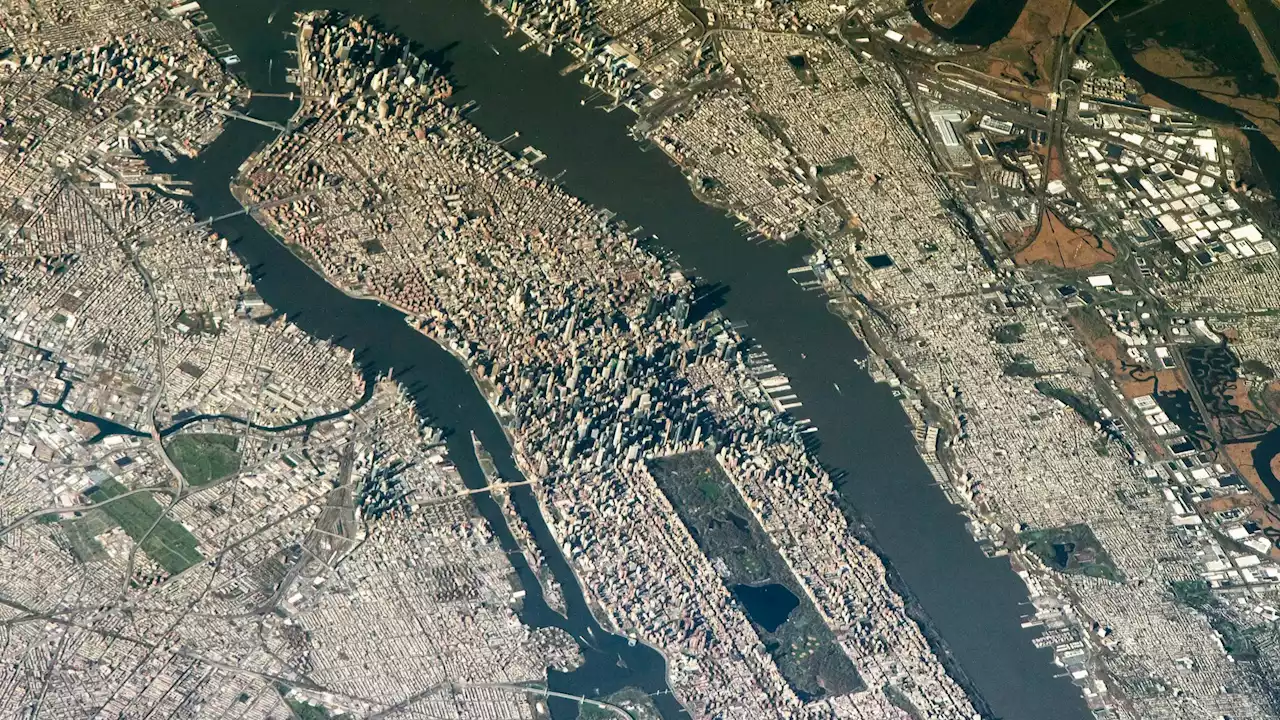 Incredible Astronaut Photo of New York and New Jersey From Space