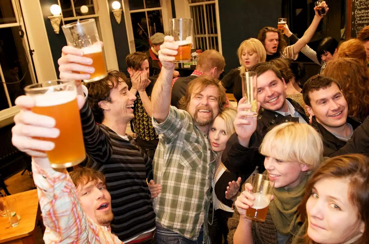 Pubs can stay open until 1am on King coronation weekend as licensing rules relaxed