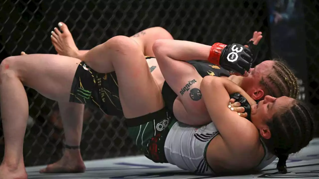 Alexa Grasso somete a Shevchenko y se convierte en campeona mosca de UFC