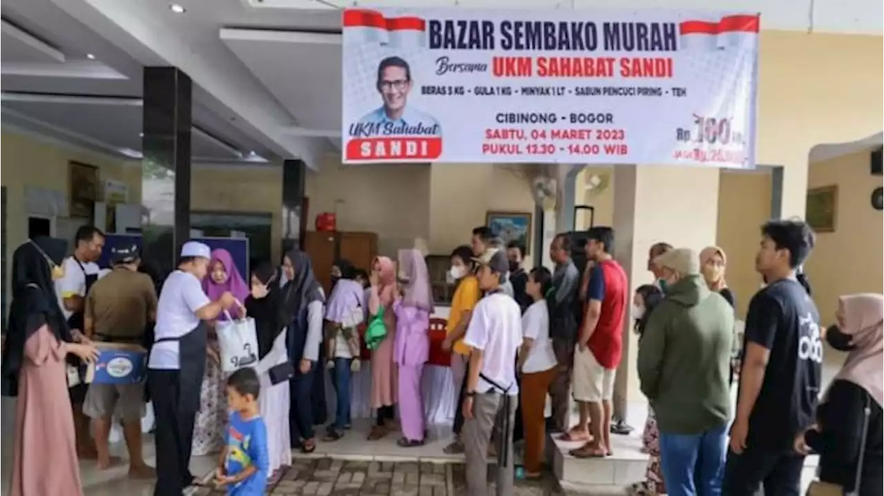 Bayar Rp 25 Ribu, Warga Cibinong Dapat Beras, Minyak, Gula, Sabun hingga Teh