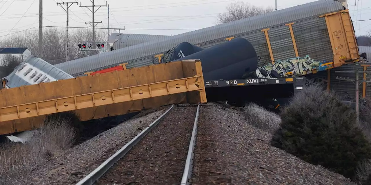 Latest Ohio derailment poses no public risk, officials say