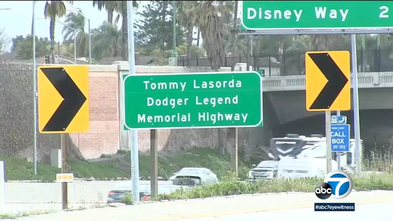 Stretch of 5 Freeway in Fullerton dedicated to legendary Dodgers manager Tommy Lasorda