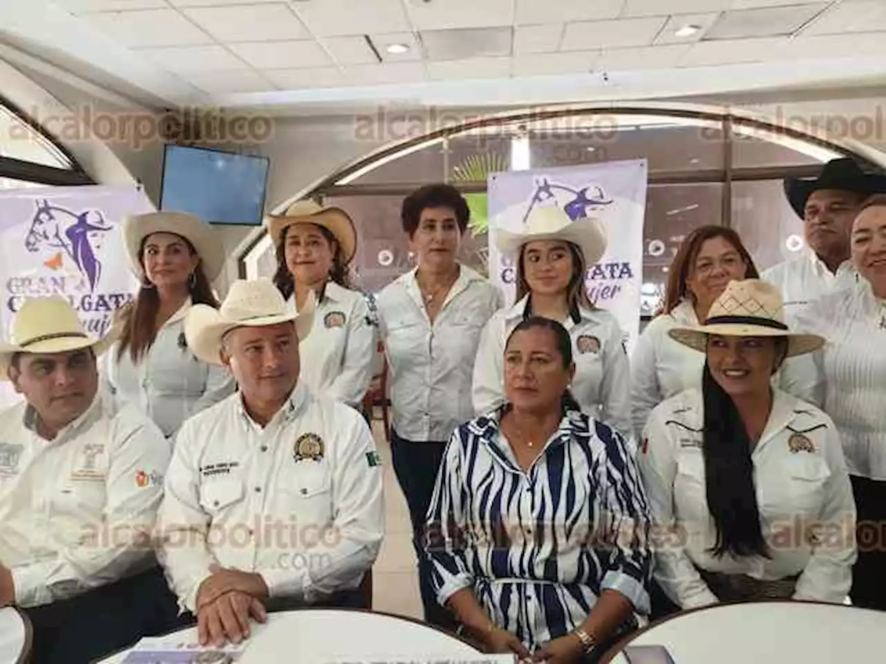 Organizan cabalgata en Tlacotalpan; estiman asistencia de 500 mujeres