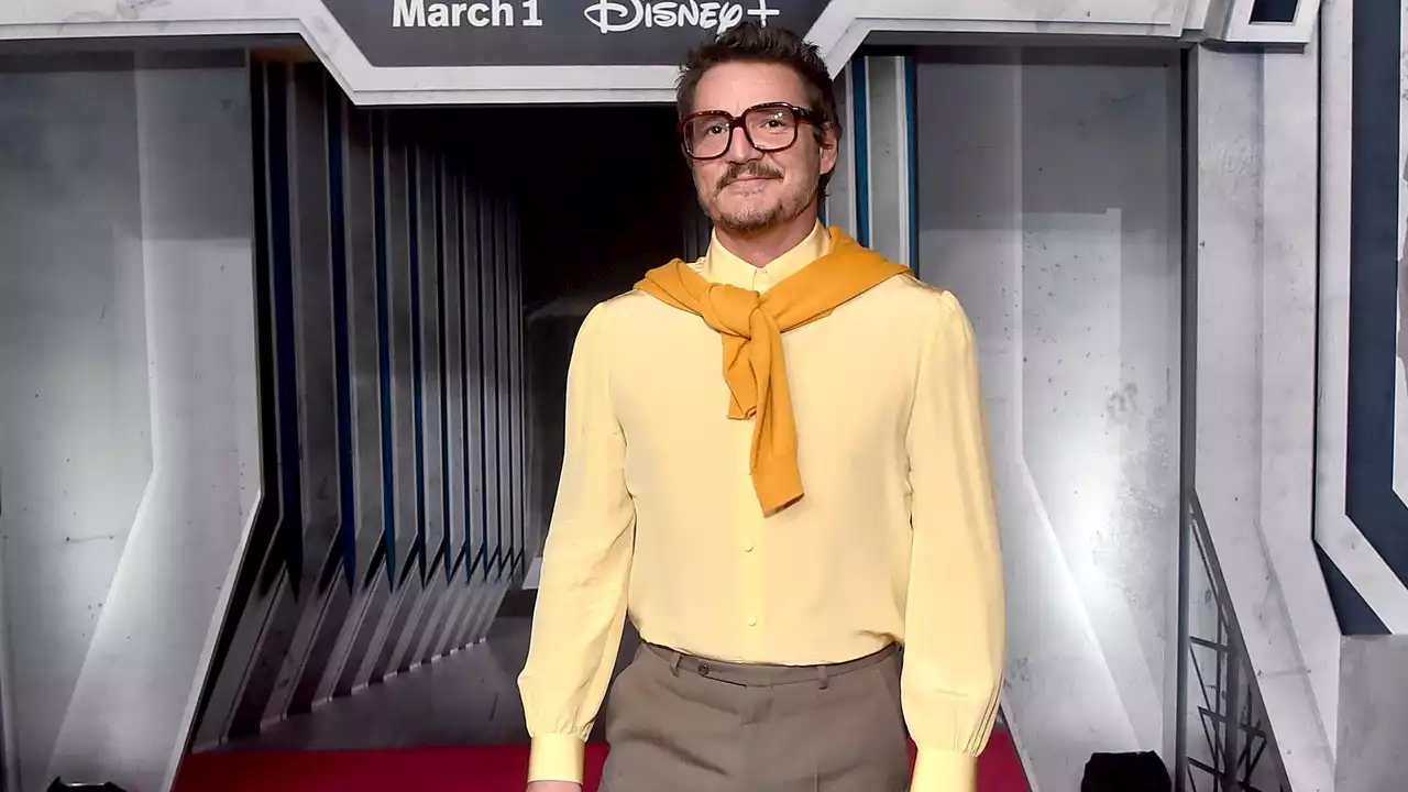 Pedro Pascal Dethrones Katie Holmes As The Internet’s Favourite Knitwear Influencer