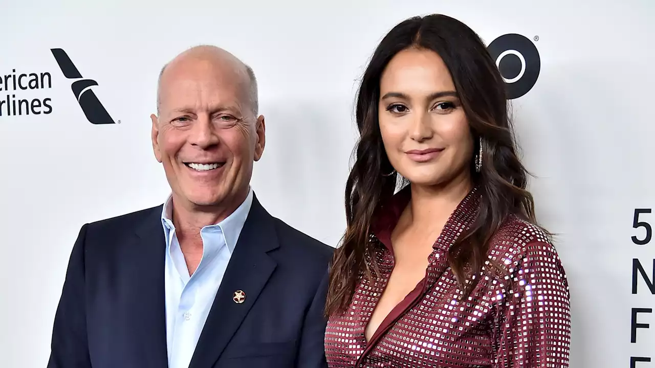 La esposa de Bruce Willis ruega a los paparazzi que no le griten al actor en la calle