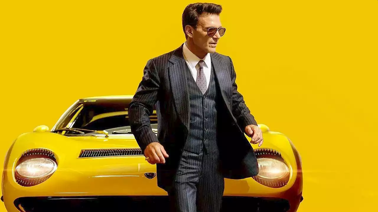 Noch vor Michael Manns 'Ferrari': Im deutschen Trailer zum Biopic 'Lamborghini' gibt ein Marvel-Bösewicht den legendären Sportwagen-Pionier