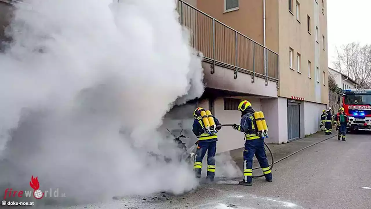 Nö: Elektroroller geriet vor Fahrtantritt in Pöchlarn in Brand