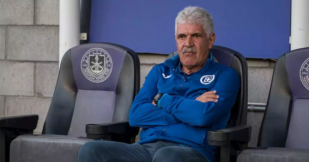 Cruz Azul, sin sentirse la mamá de Tarzán en la victoria ni la caca del caballo en la derrota, afirma Tuca Ferretti