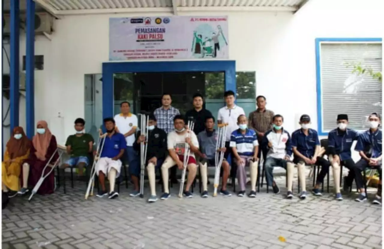 PT Gunung Agung Sentosa Beri Kaki Palsu Gratis kepada Puluhan Penyandang Disabilitas