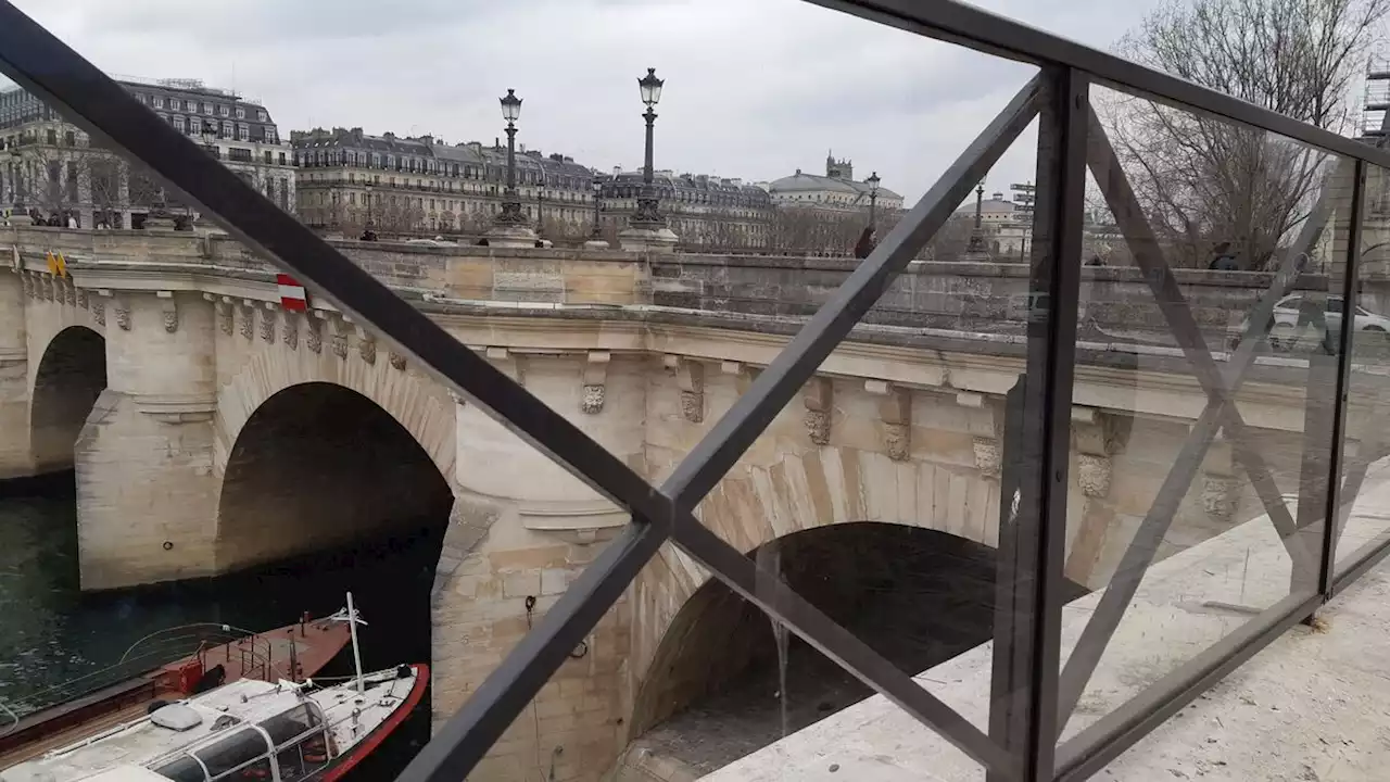 Paris : adieu les cadenas d’amour sur le pont Neuf