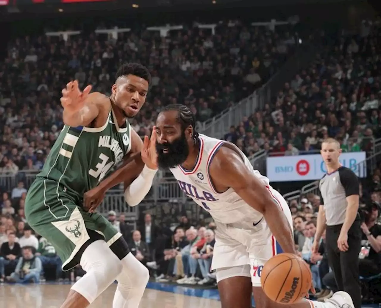 Harden dazzles as Sixers snap Bucks' 16-game streak