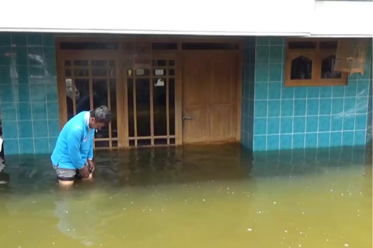 Lima Hari Terendam Banjir, 3.000 Warga Ketanjung Demak Terisolasi