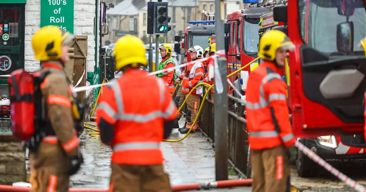 Fire crews tackle blaze at restaurant on busy road