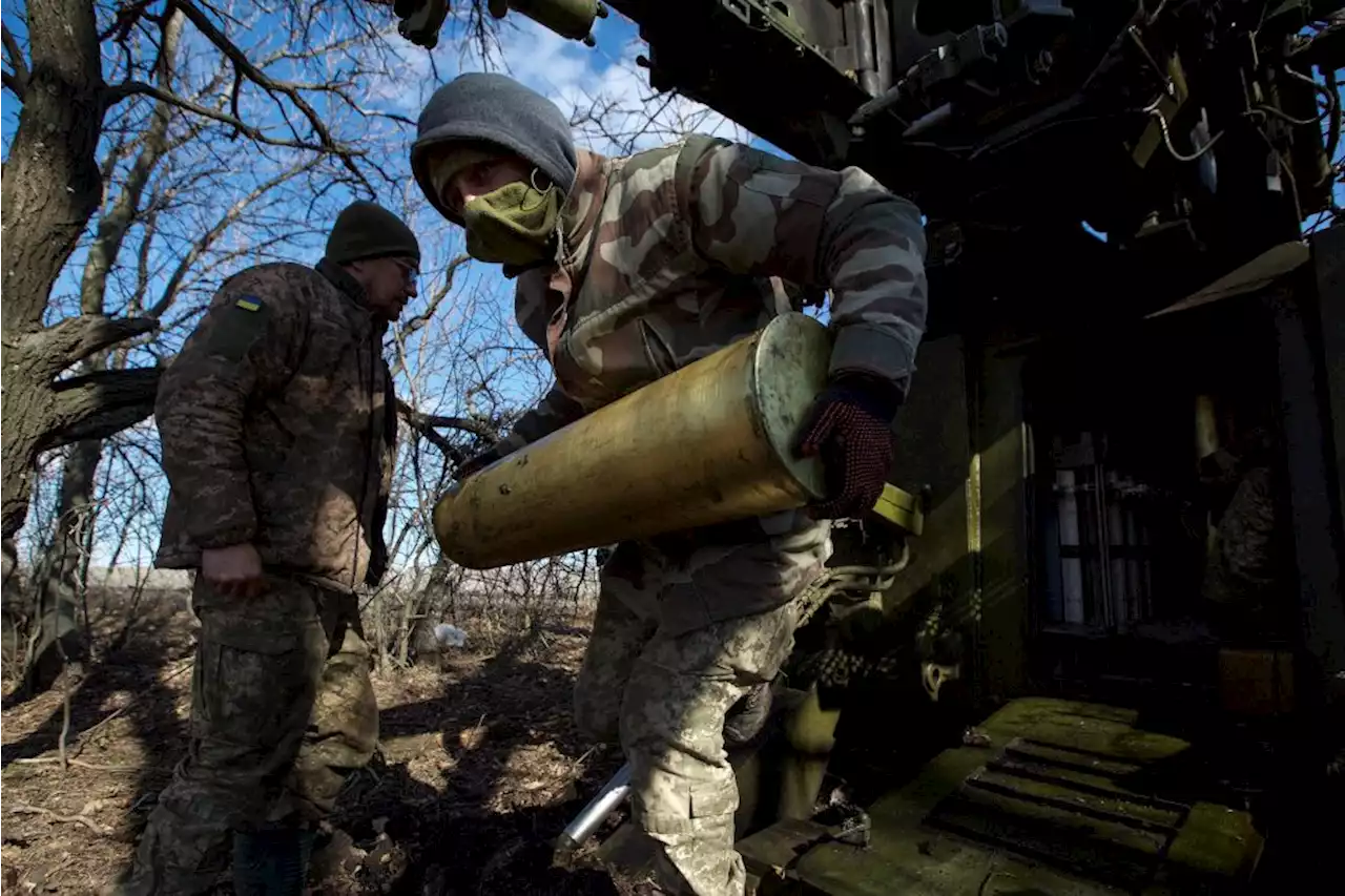 Kyiv says forces are holding on in 'hellish' Bakhmut battle