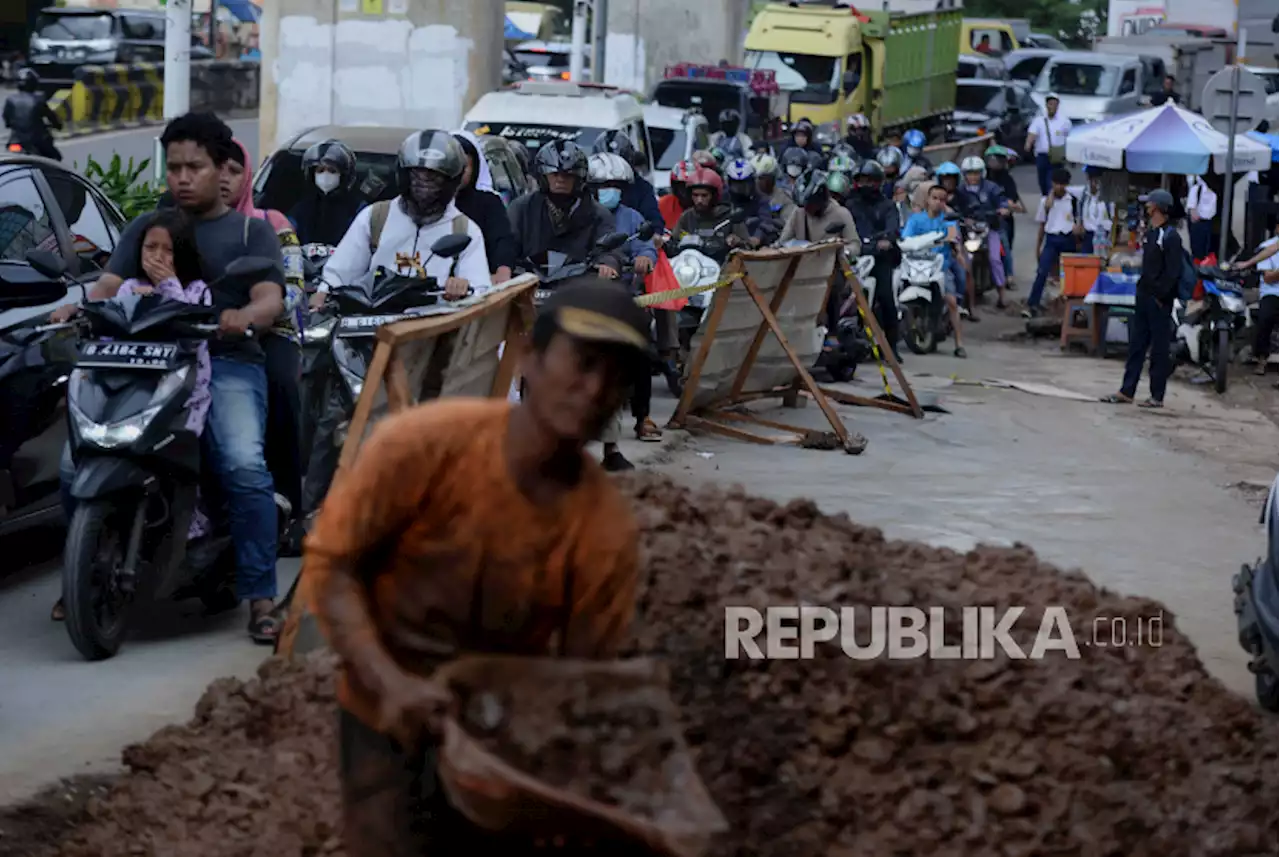 Polda Metro Sediakan Jalan Alternatif Perbaikan Jalan Kartini Jaksel, Ini Detailnya |Republika Online