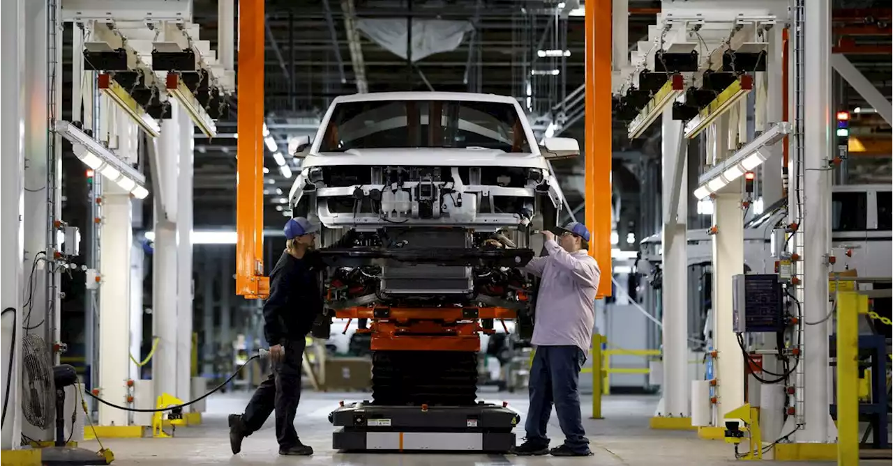 Lordstown Motors loss widens on steep costs, delivery delays