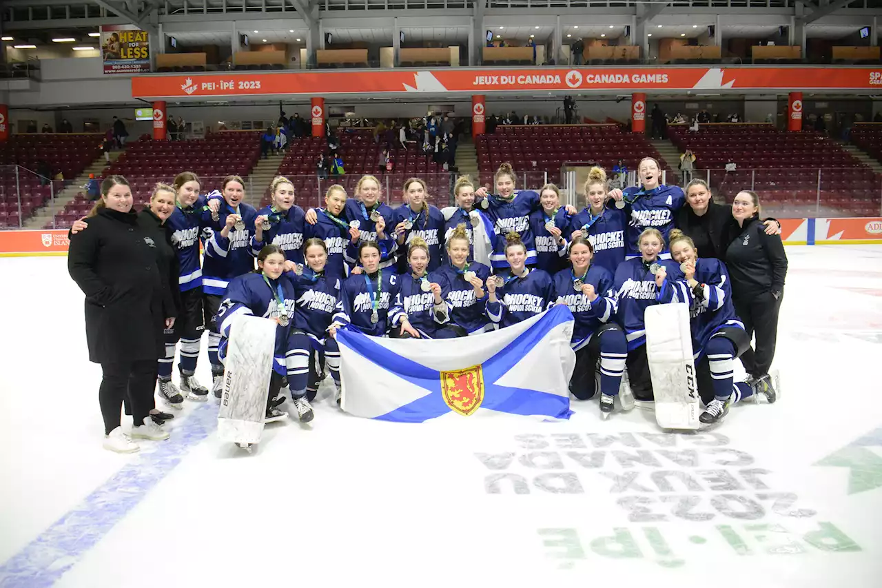 'This was a Cinderella story,' Nova Scotia earns silver medal in girls' hockey at Canada Games | SaltWire