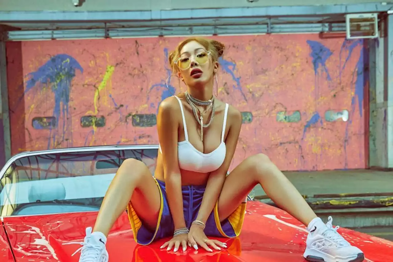 Jessi’s “NUNU NANA” Becomes Her 1st MV To Surpass 200 Million Views