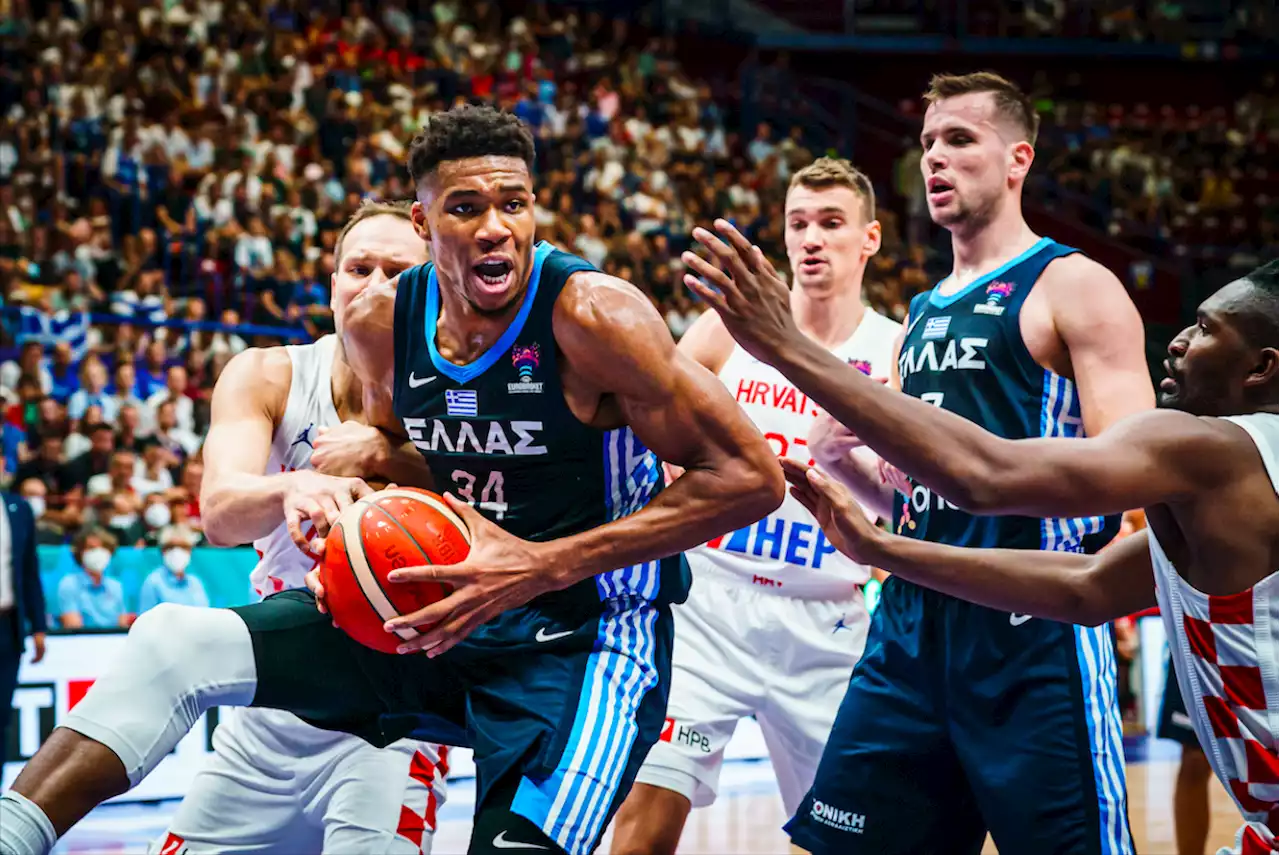 Smart brings fans closer to biggest basketball stars in FIBA World Cup 2023