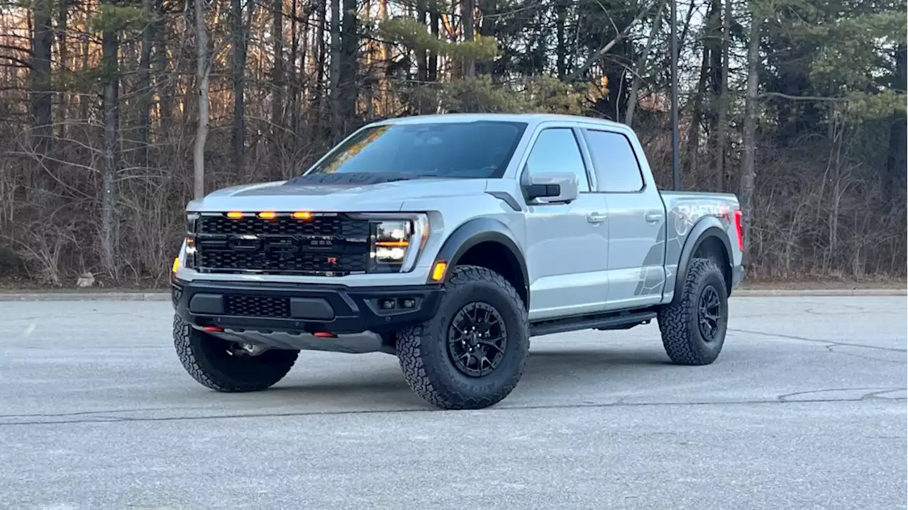 2023 Ford F-150 Raptor R Road Test: The hugest hot rod - Autoblog