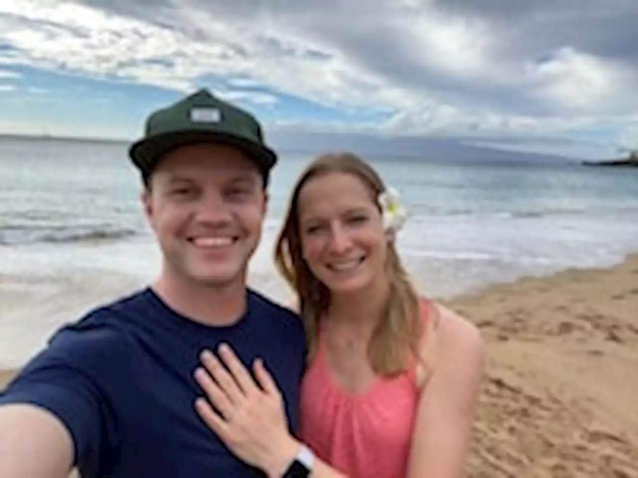 Hawaii snorkeling tour left honeymooners stranded at sea, lawsuit says