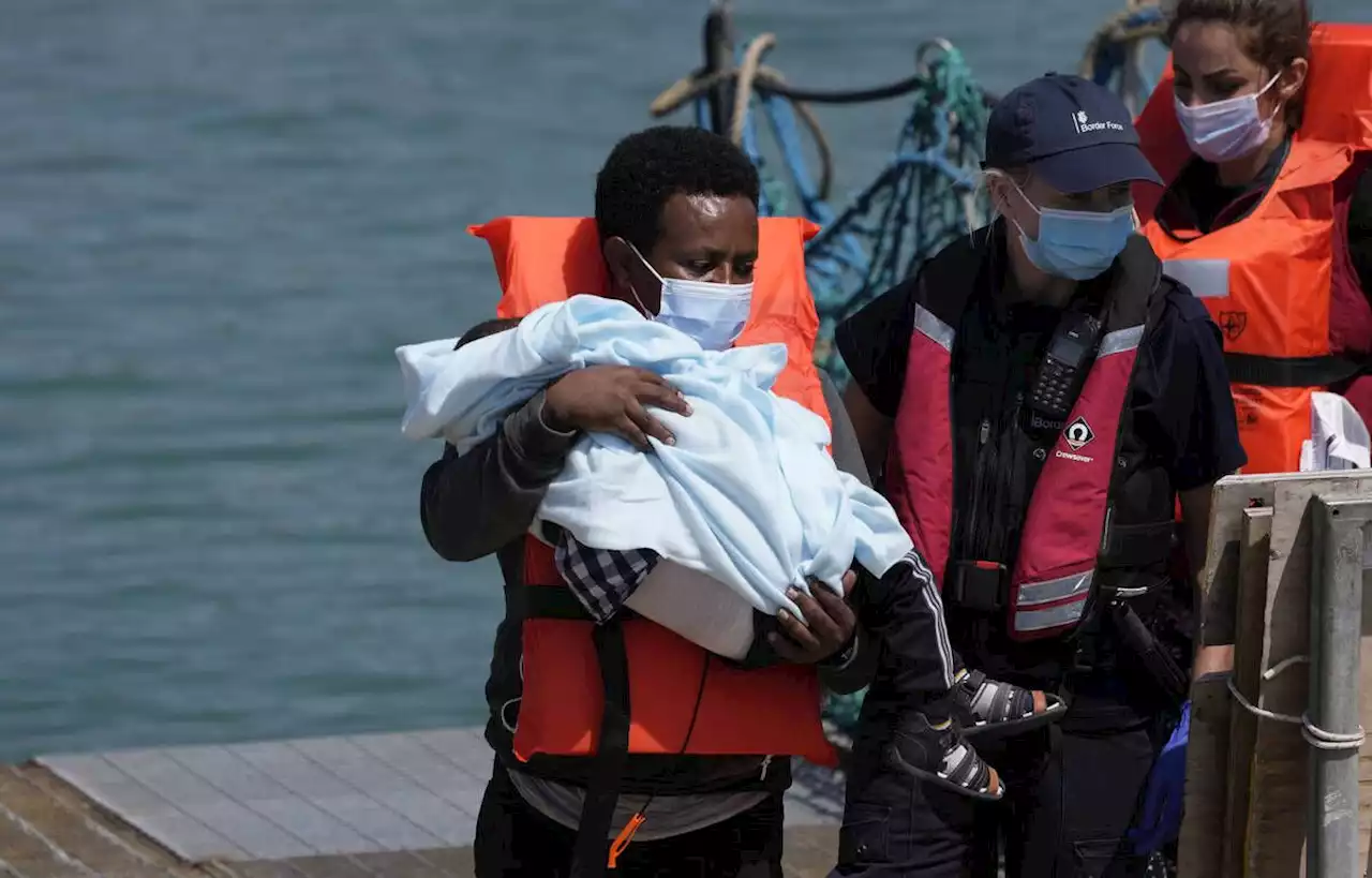 Des migrants de plus en plus nombreux à venir au Royaume-Uni par bateau