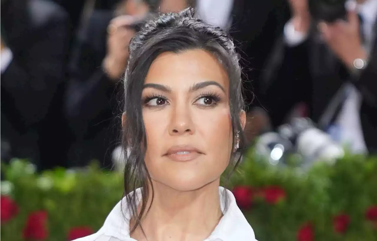 Kourtney Kardashian et Léna Situations sont dans le Fil des Stars