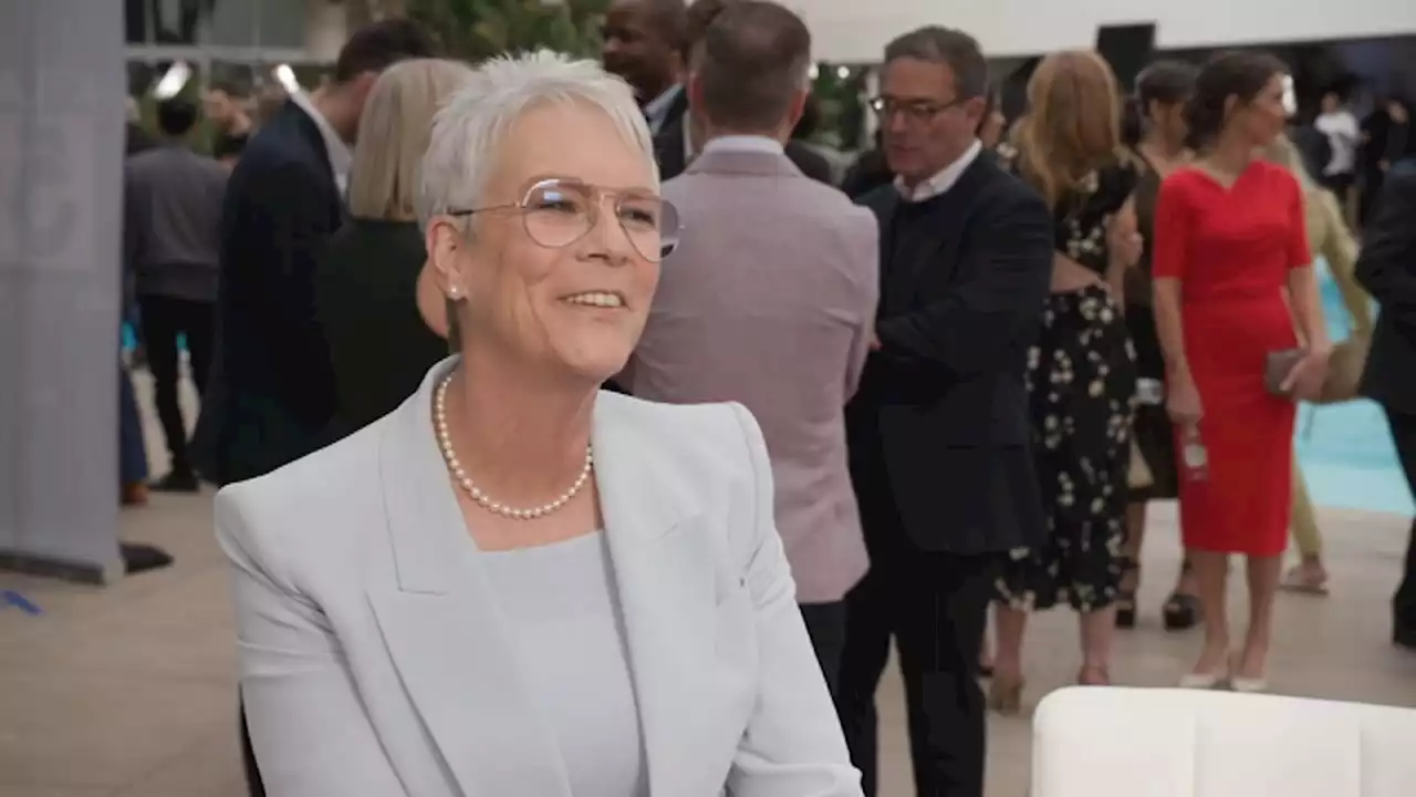 Jamie Lee Curtis champions 'weirdest movie' 'Everything Everywhere all at Once' to Oscar nomination