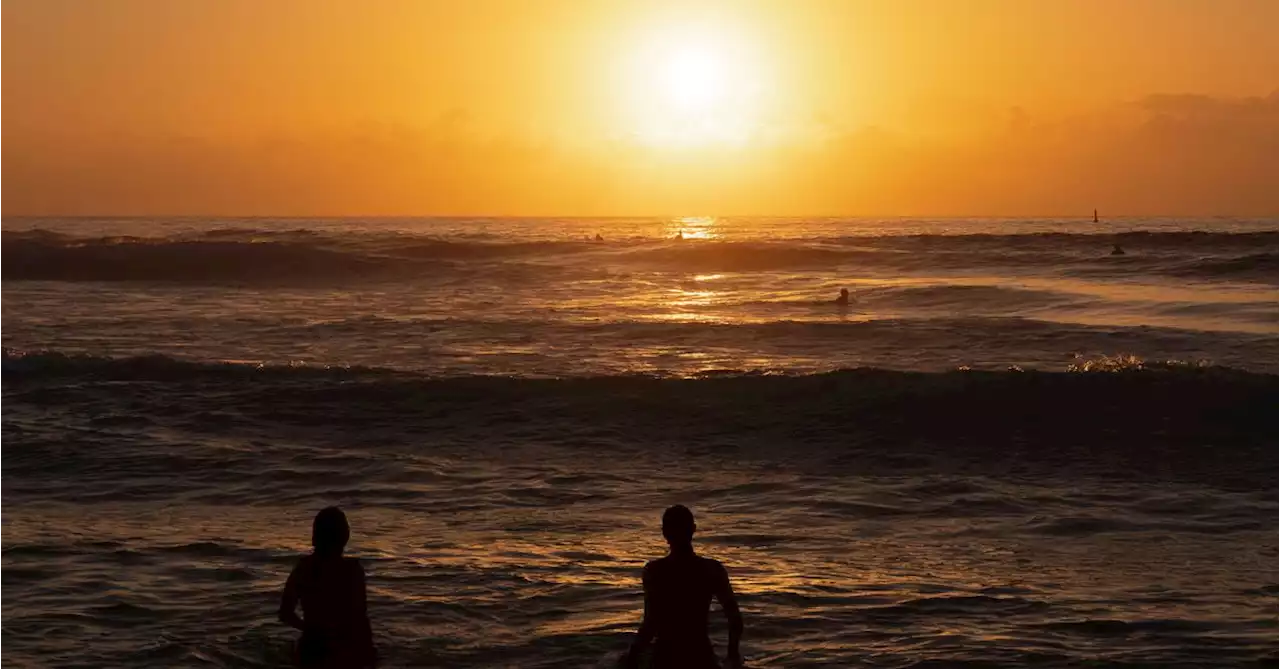 Clocks to be wound back as daylight saving ends