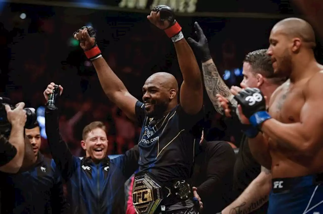 Geprek Gane dalam 1 Ronde, Conor McGregor Anggap Jon Jones Pantas Rajai 2 Kelas - Bolasport.com