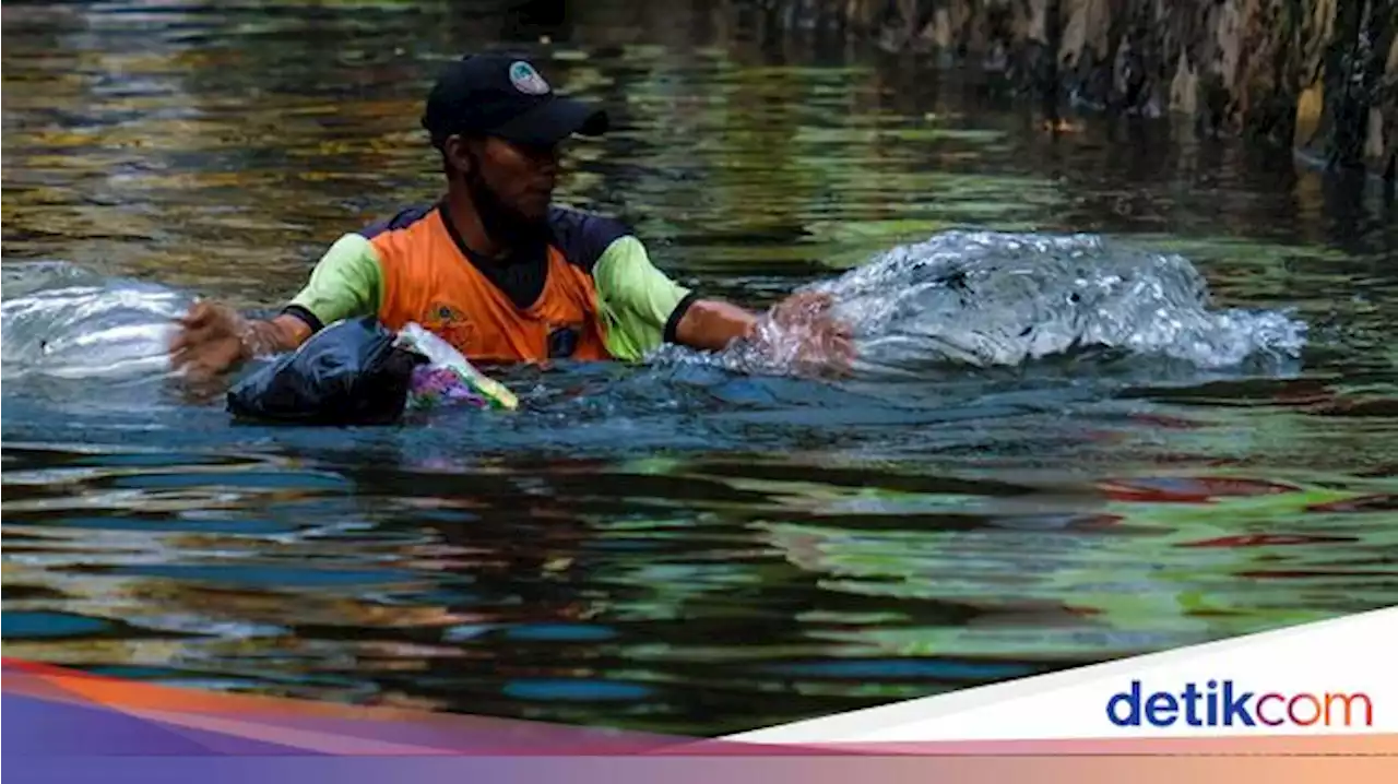 Sungai Watch Dorong Perusahaan AMDK Segera Atasi Masalah Sampah Plastik