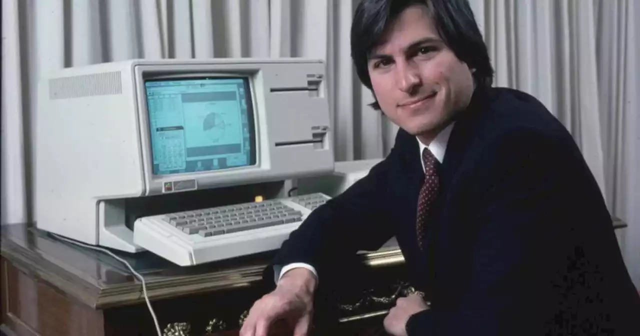 Steve Jobs y la Apple Lisa: ¿por qué terminaron en el vertedero 2.700 de estas computadoras?