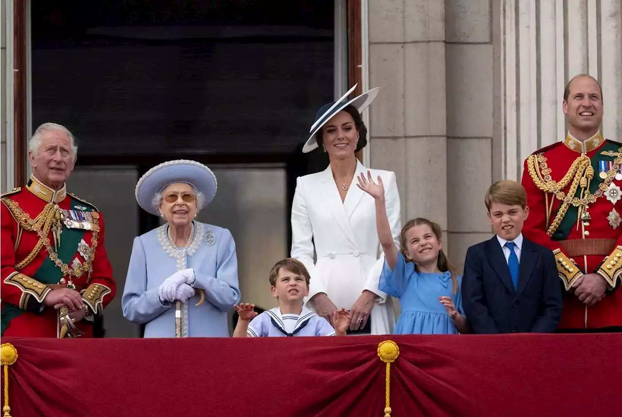 Kate Middleton, prince William, Charles III : voici où ils logent lorsqu’ils sont à Paris… Ils ne dorment pas à l’hôtel