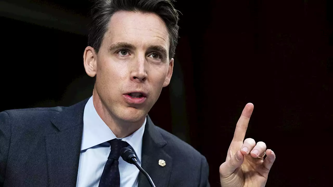 Josh Hawley unveils bill to stop Chinese corporations, CCP-linked entities from buying US farmland