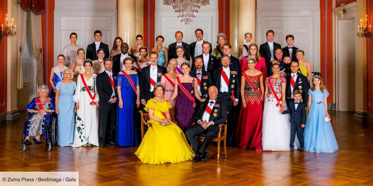 Couronnement de Charles III : la liste des familles royales attendues - Gala