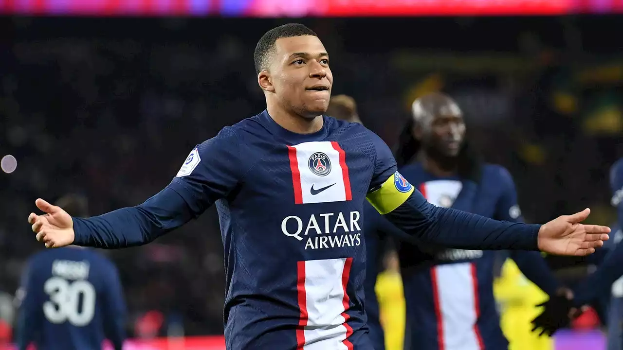 Cette montre avec 114 diamants de Kylian Mbappé va parfaitement avec son survêtement du PSG