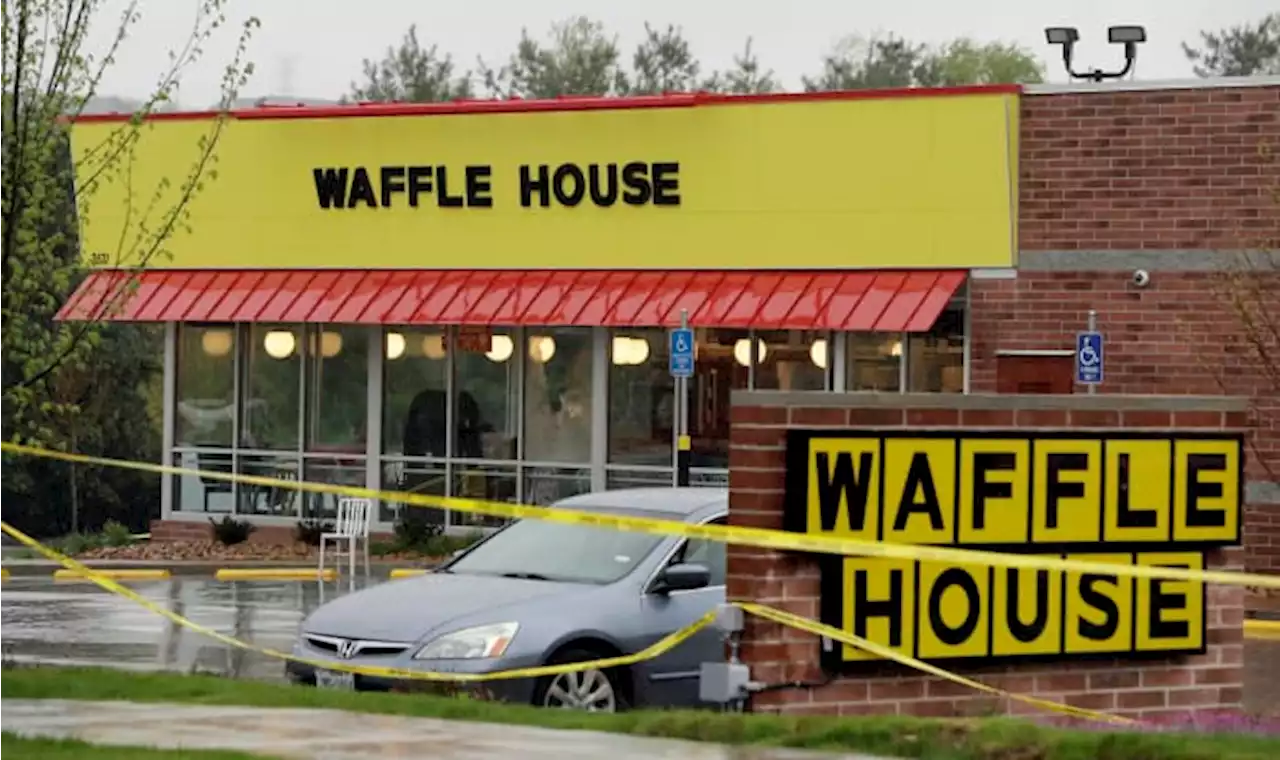 Father of Nashville Waffle House shooter gets 18 months