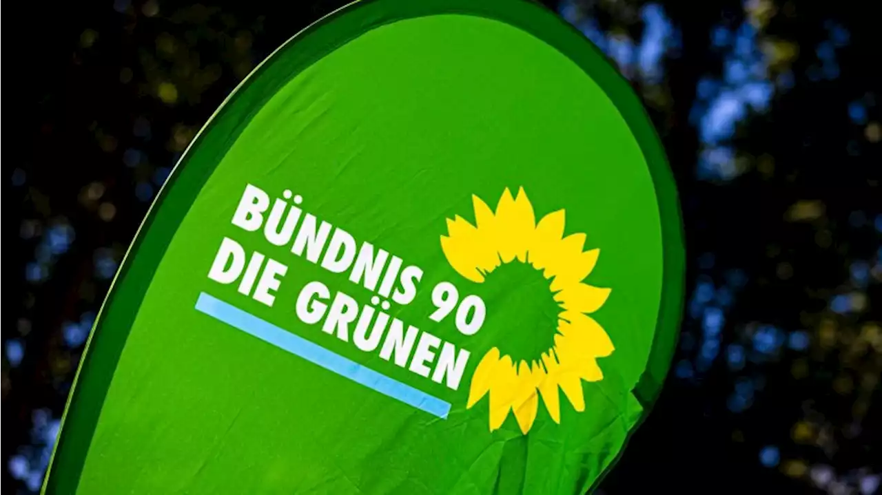 Grüne beraten über den Ausgang der Wahl und der Sondierungen