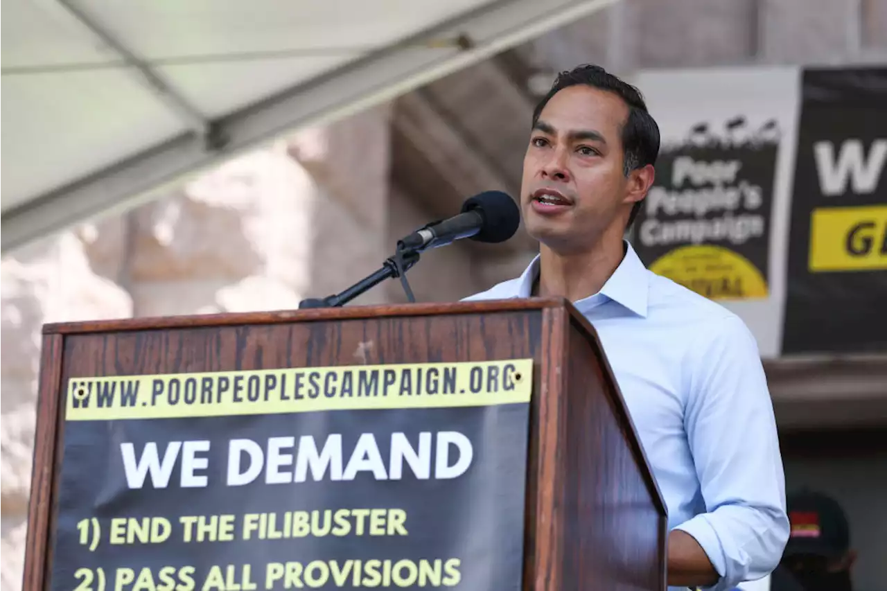 Julian Castro: Family detention an 'abandonment' of Biden campaign promise