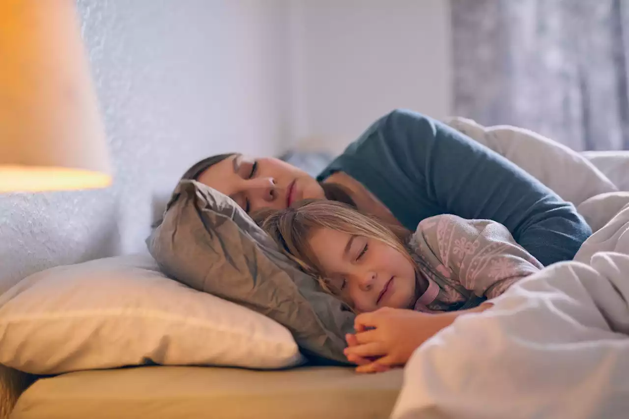 Dear Abby: My 10-year-old still sleeps in bed with her mom