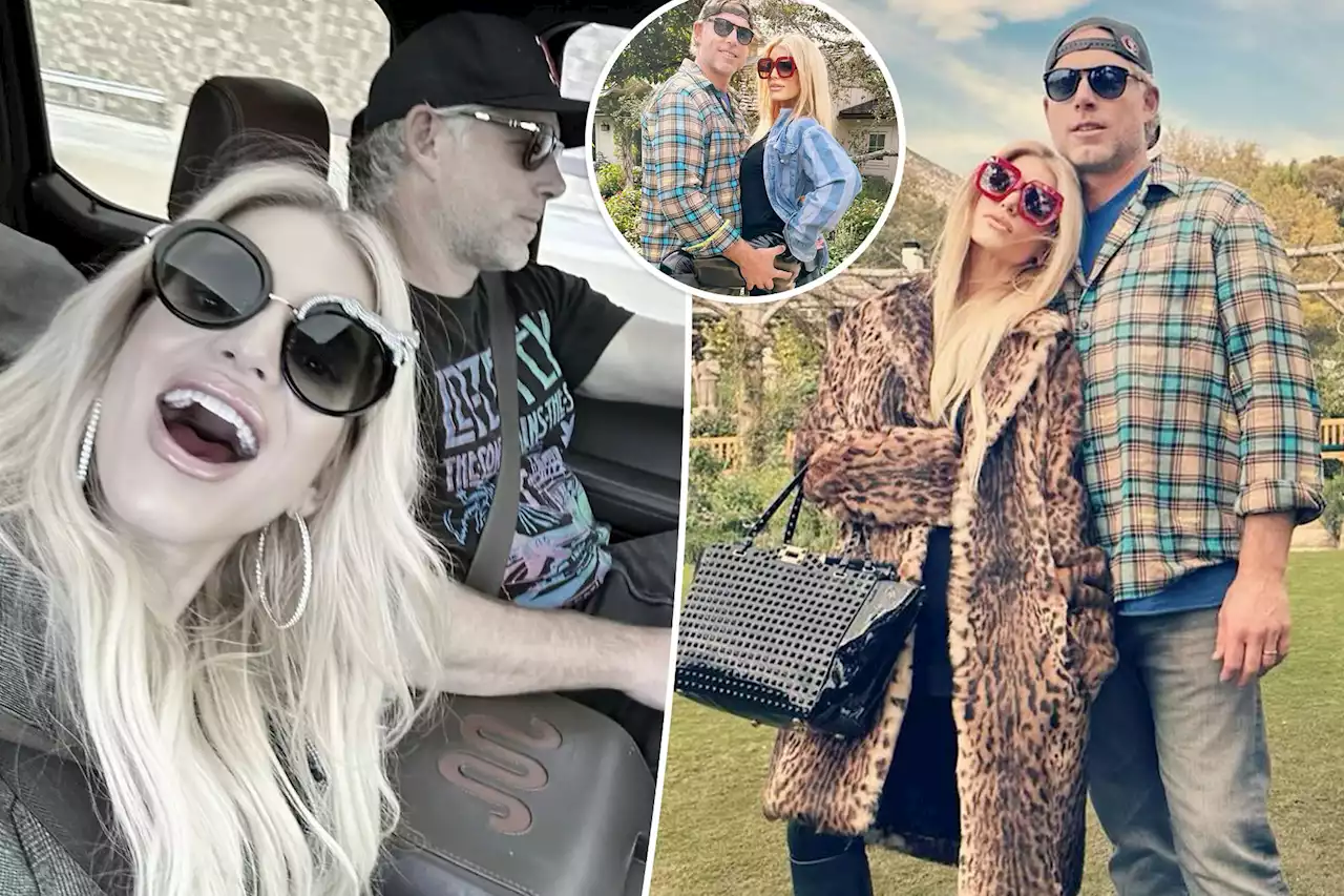 Jessica Simpson’s husband, Eric Johnson, grabs her butt in new PDA pics