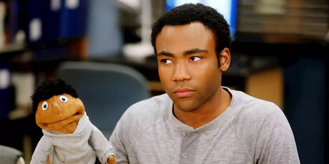 Donald Glover Calls Out Community Co-Star Chevy Chase at WGA Awards