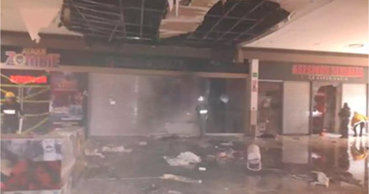 CdMx: Incendio se registra en Fórum Buenavista; desalojan centro comercial (VIDEOS)