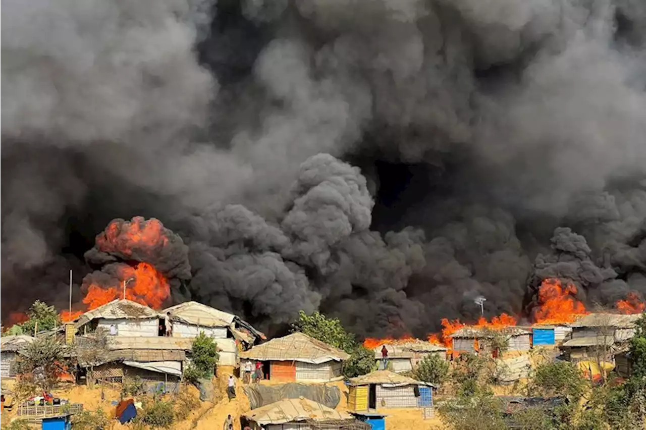 Thousands of Rohingya refugees homeless after Bangladesh camp fire -UN