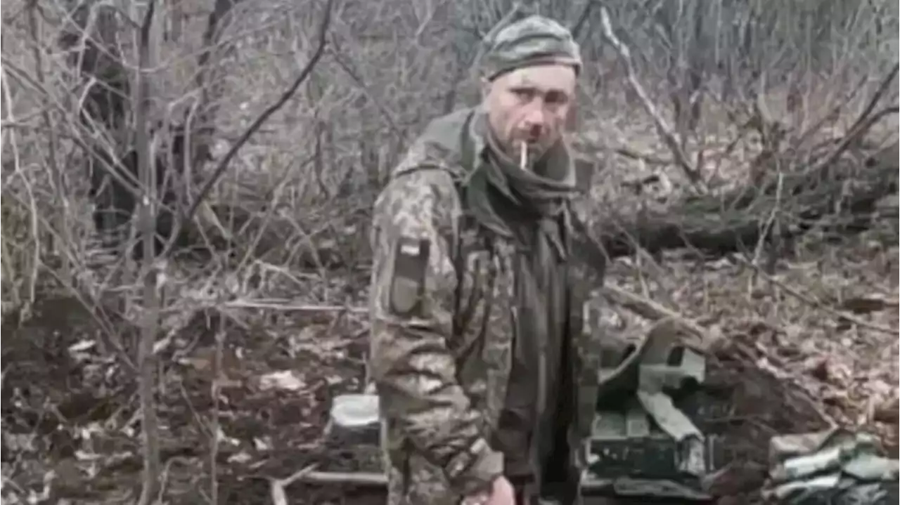 Brutales Video aus der Ukraine aufgetaucht – Selenskyj ehrt ermordeten Soldaten