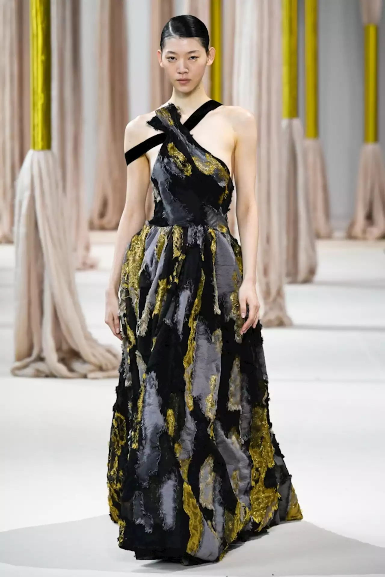 Shiatzy Chen RTW Fall 2023