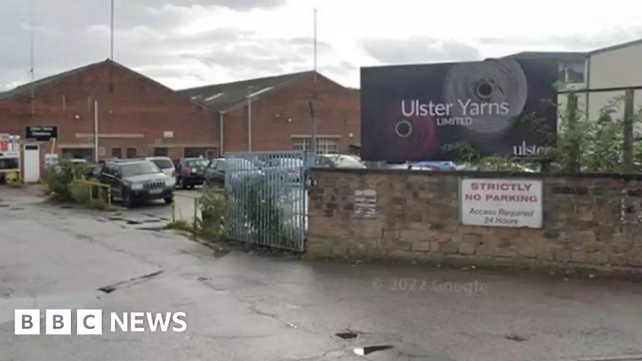 Fire breaks out at Dewsbury textiles manufacturer