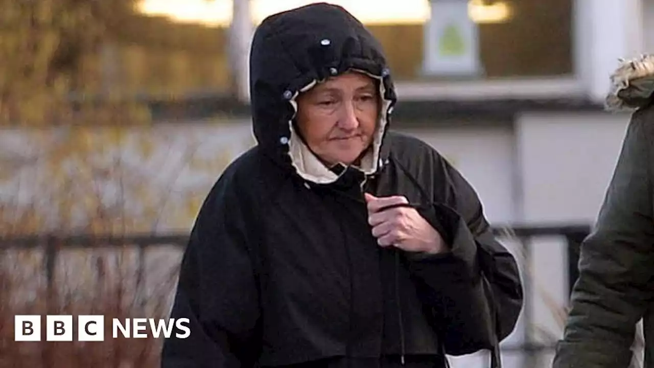 Carer jailed for stealing £20,000 from Glasgow OAP